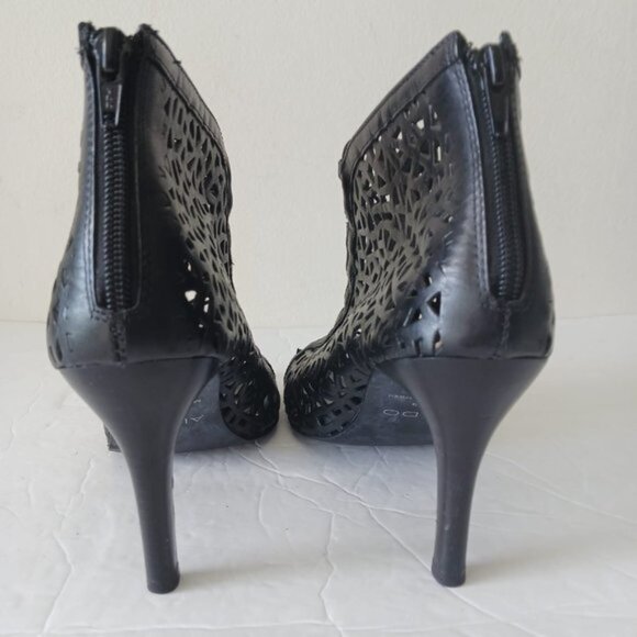Aldo VTG Laser Cut Cage High Heel Shoes Open Toe Lacy Booties Black Sz. 39 - Picture 16 of 16
